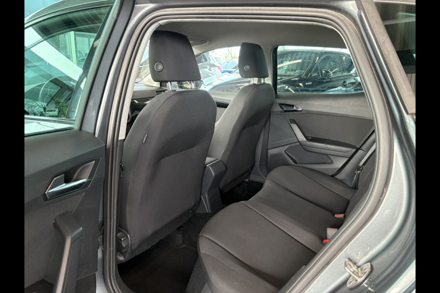 Seat Ibiza 1.0 TSi FR Business Intense CAMERA/LED/CARPLAY/NAVI/ADAPT.CRUISE/TREKHAAK Seat Ibiza 1.0 TSi FR Business Intense CAMERA/LED/CARPLAY/NAVI/ADAPT.CRUISE/TREKHAAK