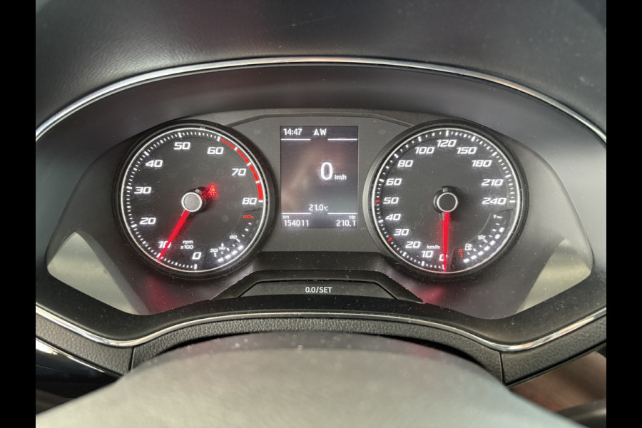 Seat Ibiza 1.0 TSi FR Business Intense CAMERA/LED/CARPLAY/NAVI/ADAPT.CRUISE/TREKHAAK Seat Ibiza 1.0 TSi FR Business Intense CAMERA/LED/CARPLAY/NAVI/ADAPT.CRUISE/TREKHAAK