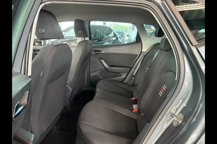 Seat Ibiza 1.0 TSi FR Business Intense CAMERA/LED/CARPLAY/NAVI/ADAPT.CRUISE/TREKHAAK Seat Ibiza 1.0 TSi FR Business Intense CAMERA/LED/CARPLAY/NAVI/ADAPT.CRUISE/TREKHAAK