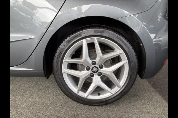 Seat Ibiza 1.0 TSi FR Business Intense CAMERA/LED/CARPLAY/NAVI/ADAPT.CRUISE/TREKHAAK Seat Ibiza 1.0 TSi FR Business Intense CAMERA/LED/CARPLAY/NAVI/ADAPT.CRUISE/TREKHAAK