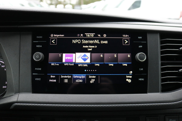 Volkswagen Transporter 2.0 TDI L1 H1 110pk Airco Navigatie Trekhaak