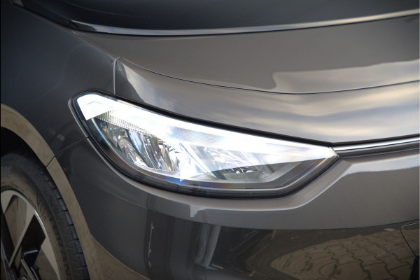 Volkswagen ID.3 Life 58 kWh | Stoelverwarming | Stuurverwarming | Adaptive Cruise Control | Navigatie | Standkachel | Keyless | Parkeersensoren | LED | Apple Carplay | BTW |