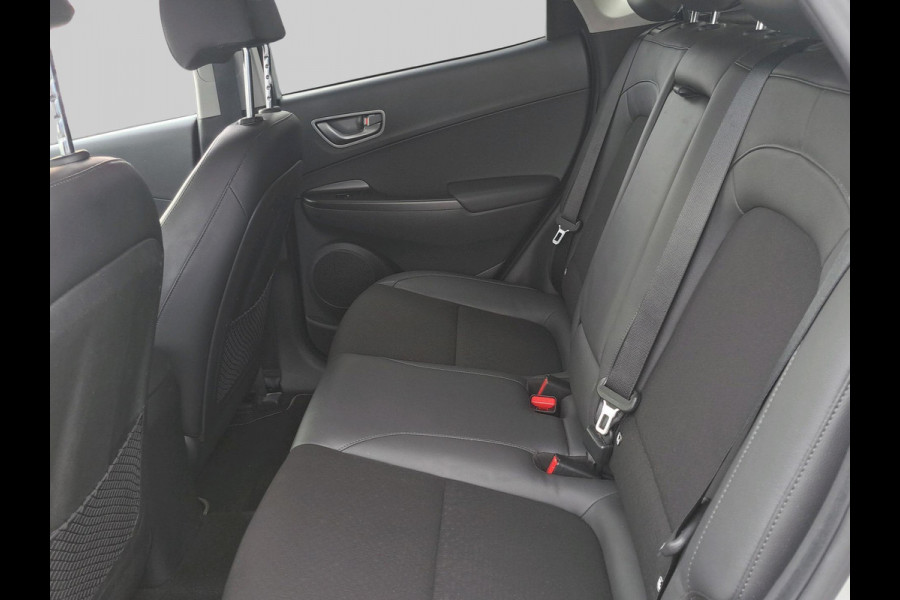 Hyundai Kona EV Fashion 64 kWh Incl. Head-up display | Achteruitrijcamera | Apple Carplay & Android Auto