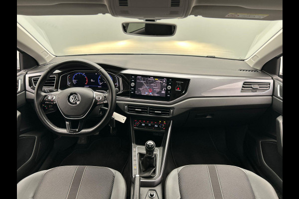 Volkswagen Polo 1.0 TSI Highline Business R Line Carplay Adaptive-cruise Virtual-cockpit Camera