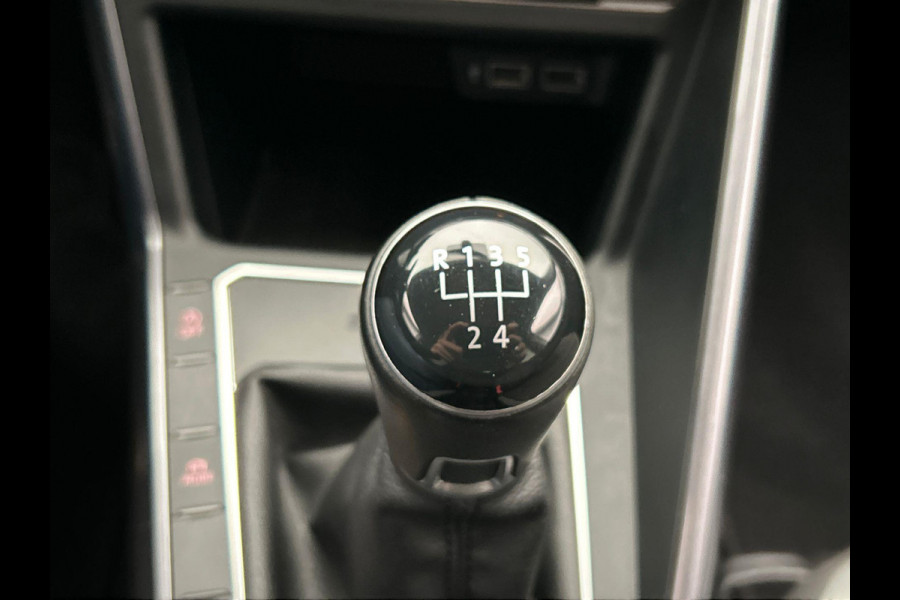 Volkswagen Polo 1.0 TSI Highline Business R Line Carplay Adaptive-cruise Virtual-cockpit Camera