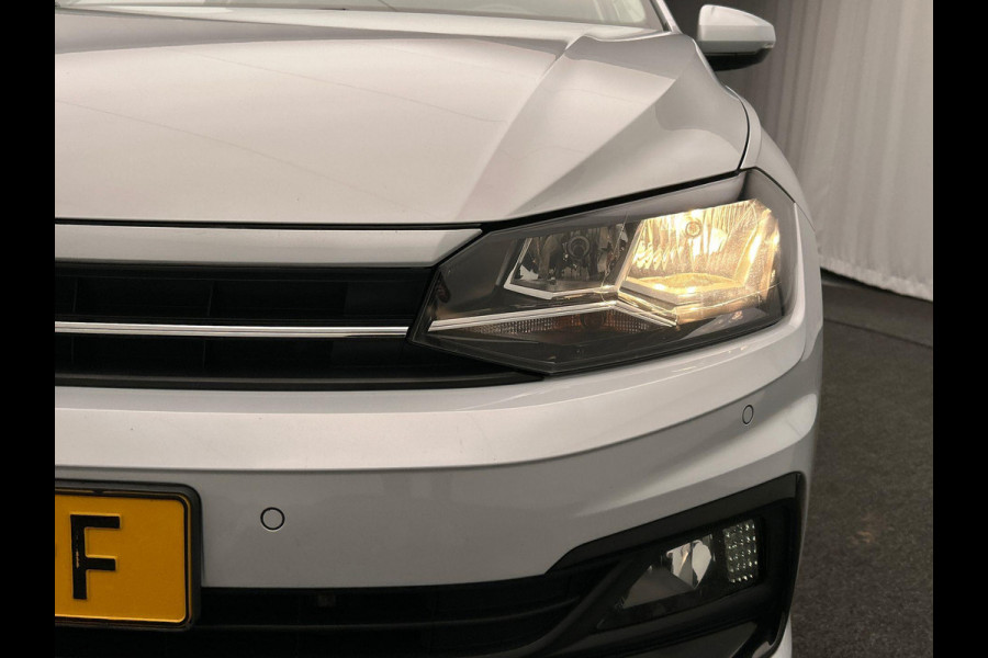 Volkswagen Polo 1.0 TSI Highline Business R Line Carplay Adaptive-cruise Virtual-cockpit Camera