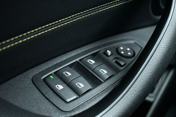 BMW X2 xDrive25e M-Sport Goldplay Pano ACC HUD Camera M-zetels