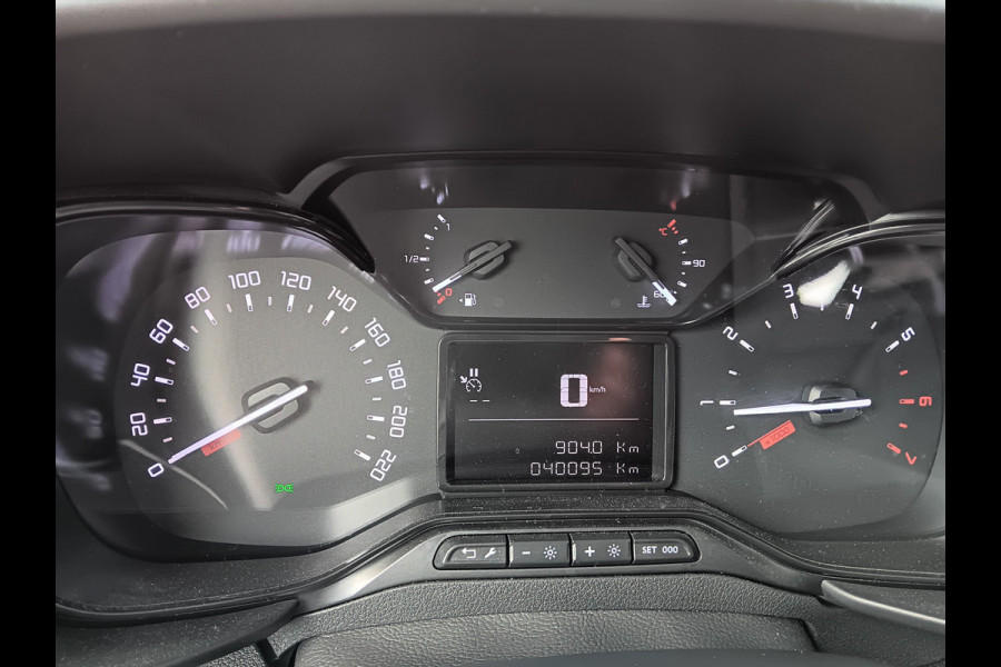 Fiat Doblò 1.5D 100pk L1 1000kg, 3-zitter, Airco, PDC, Camera, Trekhaak incl. 12 mnd BOVAG-garantie Fiat Doblò 1.5D 100pk L1 1000kg, 3-zitter, Airco, PDC, Camera, Trekhaak incl. 12 mnd BOVAG-garantie