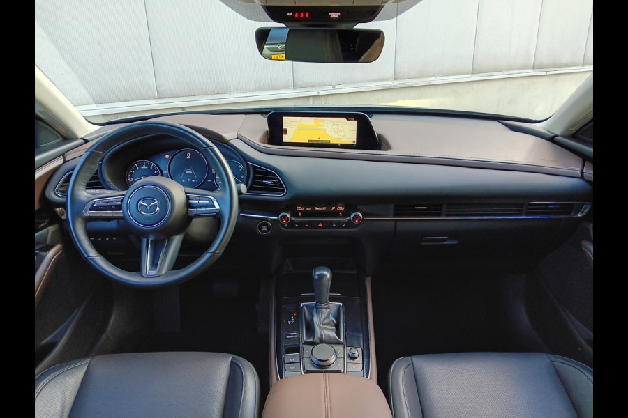 Mazda CX-30 2.0 e-SkyActiv M Hybrid Luxury AUTOMAAT, Leder, Navi, Clima, Head-up, etc. incl. 12 MND BOVAGGARANTIE