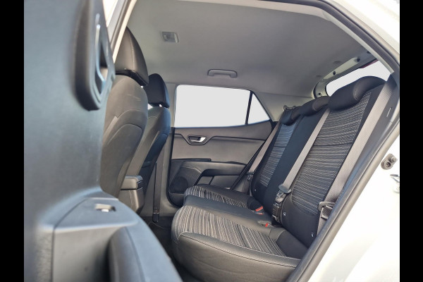 Kia Stonic 1.0 T-GDi MHEV DynamicPlusLine | Stoelverwarming | Key-Less | Regensensor | Clima | Navi |