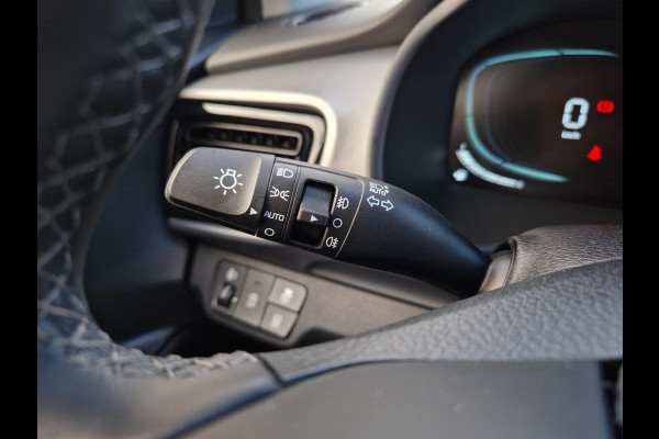 Kia Stonic 1.0 T-GDi MHEV DynamicPlusLine | Stoelverwarming | Key-Less | Regensensor | Clima | Navi |