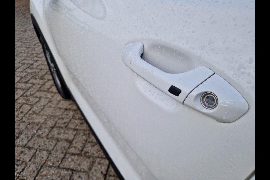 Kia Stonic 1.0 T-GDi MHEV DynamicPlusLine | Stoelverwarming | Key-Less | Regensensor | Clima | Navi |