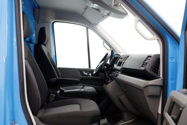 Volkswagen Crafter 35 2.0 TDI E6 Bakwagen met achterdeuren 2 Persoons 01-2020 Volkswagen Crafter 35 2.0 TDI E6 Bakwagen met achterdeuren 2 Persoons 01-2020