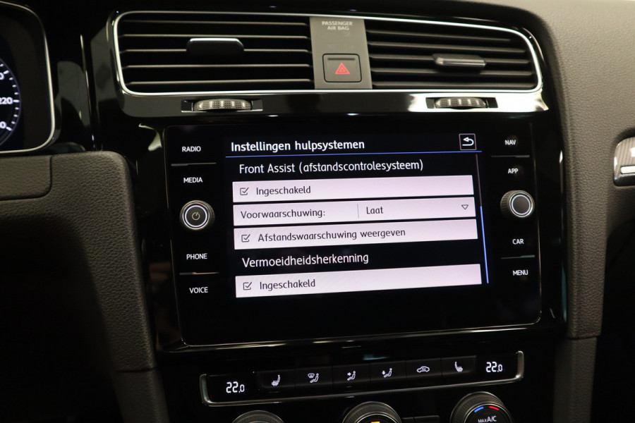 Volkswagen Golf 1.5 TSI Highline Business R 2x R-line Panoramadak Full-led