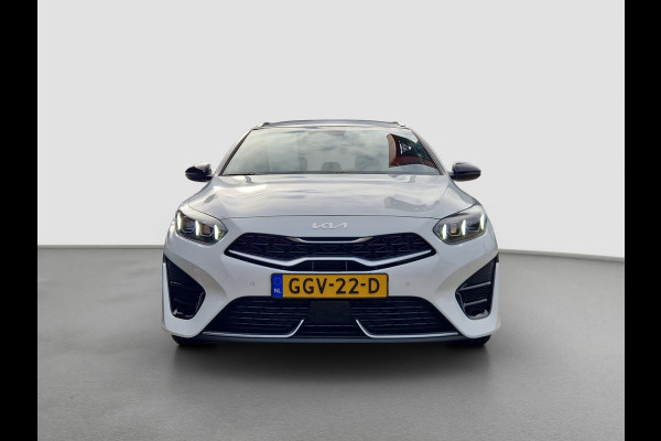 Kia Ceed Sportswagon 1.5 T-GDi GT-Line | Dodehoek | Pano | Stoelverwarming | PDC | Clima | Camera |