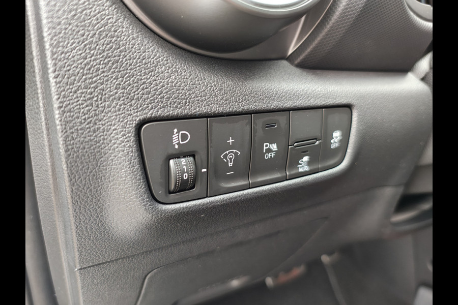 Hyundai Kona EV 64kWh 3-Fase SOH 100% Extended Range Apple Adap.Cruise Navi Digital-Dashb. Carplay Android Camera Pdc Krell®-Premium Audio Co Keyless DAB Lmv Led FCA Rijstrooksensor 17"lm Botsherkenning Highway-Assistent SpoorwisselAssist+Waarsch. ETMS Origineel Nederlandse Auto