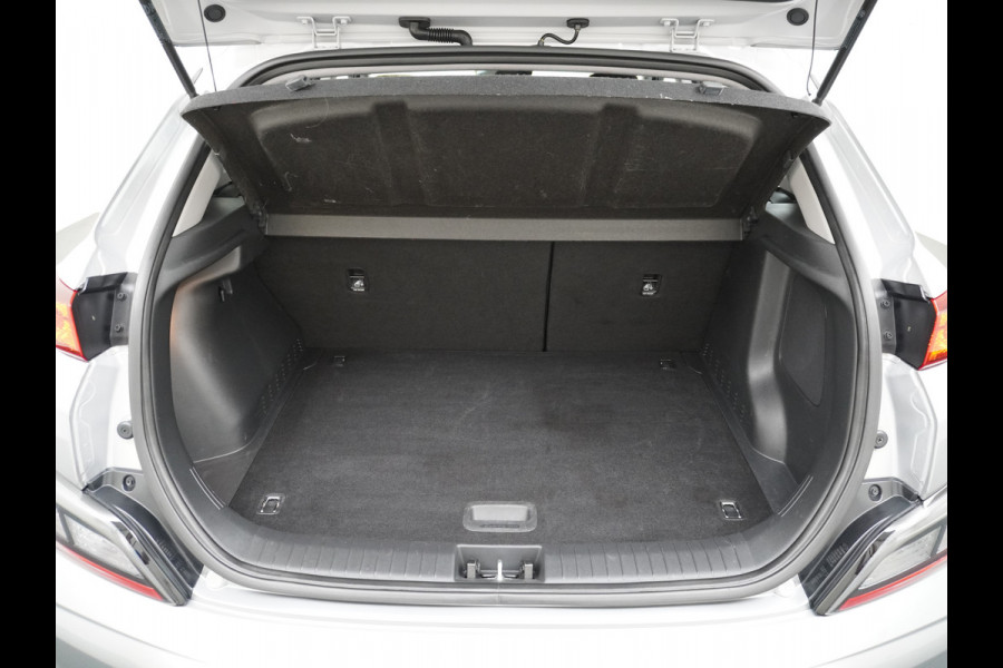 Hyundai Kona EV 64kWh 3-Fase SOH 100% Extended Range Apple Adap.Cruise Navi Digital-Dashb. Carplay Android Camera Pdc Krell®-Premium Audio Co Keyless DAB Lmv Led FCA Rijstrooksensor 17"lm Botsherkenning Highway-Assistent SpoorwisselAssist+Waarsch. ETMS Origineel Nederlandse Auto