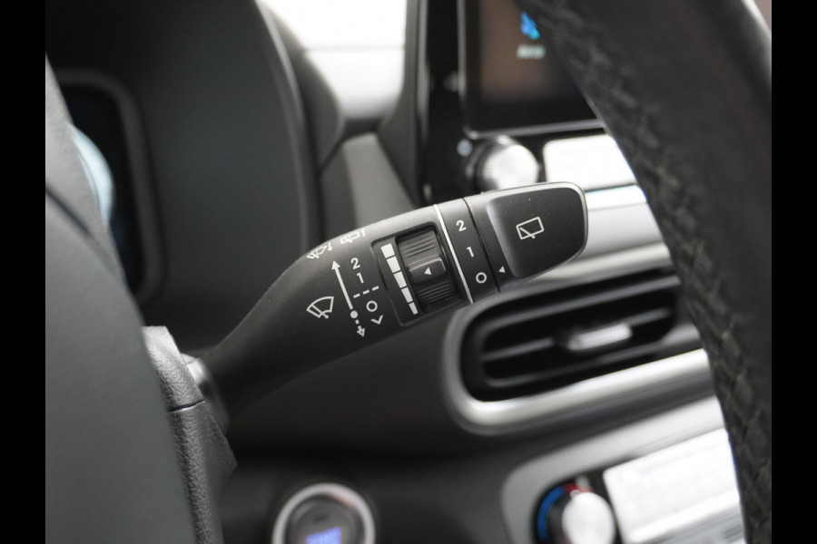 Hyundai Kona EV 64kWh 3-Fase SOH 100% Extended Range Apple Adap.Cruise Navi Digital-Dashb. Carplay Android Camera Pdc Krell®-Premium Audio Co Keyless DAB Lmv Led FCA Rijstrooksensor 17"lm Botsherkenning Highway-Assistent SpoorwisselAssist+Waarsch. ETMS Origineel Nederlandse Auto