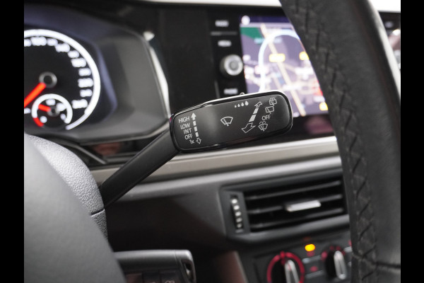 Volkswagen Polo 1.0T 96PK 5drs Adaptive Cruise Apple Carplay Android App-Connect Airco-Climatic Navi Comfortline Isofix Voicecommand DAB Front assist Lmv Executive-Pack 1e Eigenaar Origineel Nederlandse Auto EURO6 Volkswagen Polo 1.0T 96PK 5drs Adaptive Cruise Apple Carplay Android App-Connect Airco-Climatic Navi Comfortline Isofix Voicecommand DAB Front assist Lmv Executive-Pack 1e Eigenaar Origineel Nederlandse Auto EURO6