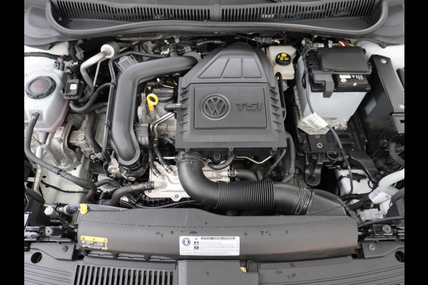 Volkswagen Polo 1.0T 96PK 5drs Adaptive Cruise Apple Carplay Android App-Connect Airco-Climatic Navi Comfortline Isofix Voicecommand DAB Front assist Lmv Executive-Pack 1e Eigenaar Origineel Nederlandse Auto EURO6 Volkswagen Polo 1.0T 96PK 5drs Adaptive Cruise Apple Carplay Android App-Connect Airco-Climatic Navi Comfortline Isofix Voicecommand DAB Front assist Lmv Executive-Pack 1e Eigenaar Origineel Nederlandse Auto EURO6