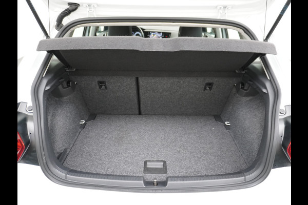 Volkswagen Polo 1.0T 96PK 5drs Adaptive Cruise Apple Carplay Android App-Connect Airco-Climatic Navi Comfortline Isofix Voicecommand DAB Front assist Lmv Executive-Pack 1e Eigenaar Origineel Nederlandse Auto EURO6 Volkswagen Polo 1.0T 96PK 5drs Adaptive Cruise Apple Carplay Android App-Connect Airco-Climatic Navi Comfortline Isofix Voicecommand DAB Front assist Lmv Executive-Pack 1e Eigenaar Origineel Nederlandse Auto EURO6