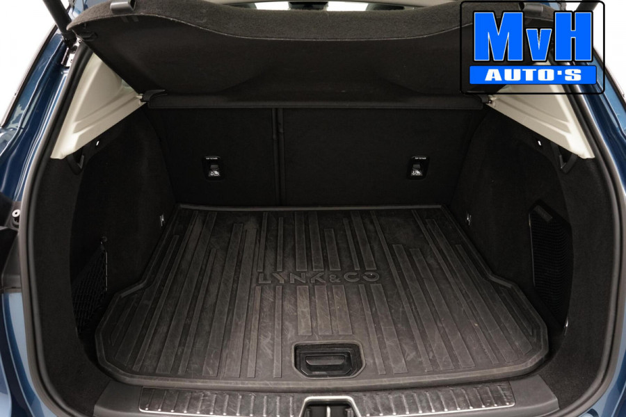 Lynk & Co 01 1.5 Hybride|FULL BLACK XXL|LEER|360°CAM|NAP