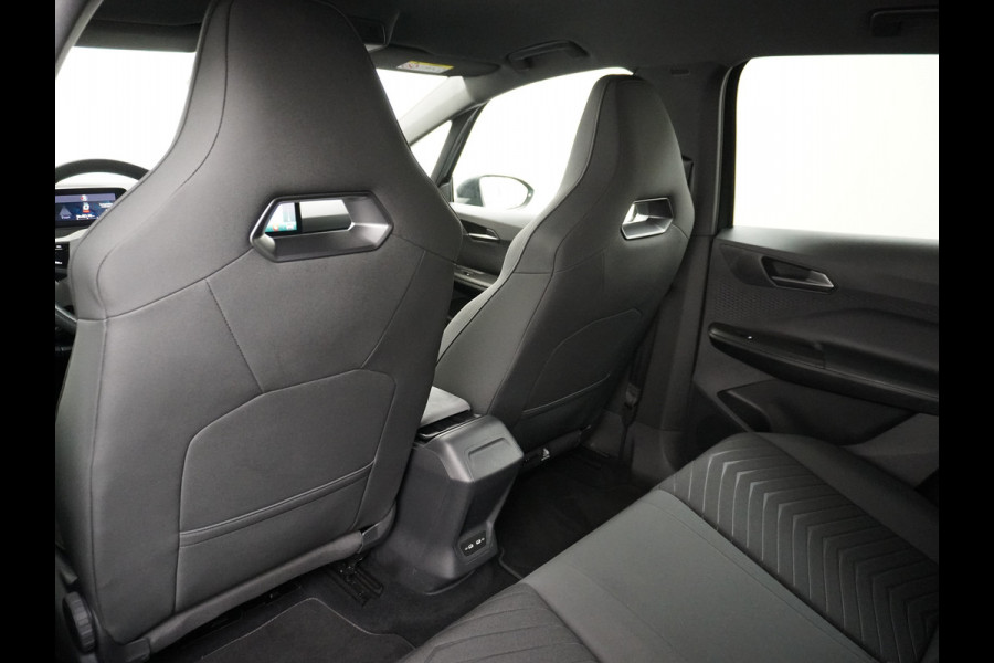 CUPRA Born Adrenaline One 62kWh 3 Fase 204PK SOH 92% Sport Stoelen+Verwarmd Apple Carplay Android Adap.Cruise Navi Camera 19" Pdc-a+v LED ParkAssist Ecc Keyless Advanced Front assist Sport-Onderstel Onlineservices Privacy Glas E-sound luidspr v e-call Led AEB Bots-Waarsch. ASR ESP Uitwijk-Assistent Verkeersbord-Detectie Origineel Nederlandse Auto thuis tot 11kwh laden! CUPRA Born Adrenaline One 62kWh 3 Fase 204PK SOH 92% Sport Stoelen+Verwarmd Apple Carplay Android Adap.Cruise Navi Camera 19" Pdc-a+v LED ParkAssist Ecc Keyless Advanced Front assist Sport-Onderstel Onlineservices Privacy Glas E-sound luidspr v e-call Led AEB Bots-Waarsch. ASR ESP Uitwijk-Assistent Verkeersbord-Detectie Origineel Nederlandse Auto thuis tot 11kwh laden!