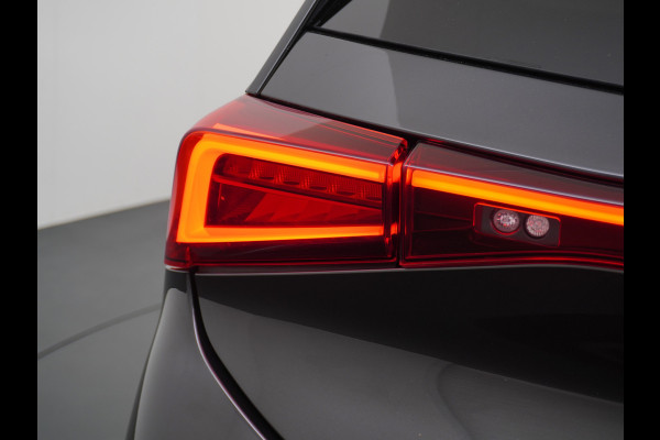 CUPRA Born Adrenaline One 62kWh 3 Fase 204PK SOH 92% Sport Stoelen+Verwarmd Apple Carplay Android Adap.Cruise Navi Camera 19" Pdc-a+v LED ParkAssist Ecc Keyless Advanced Front assist Sport-Onderstel Onlineservices Privacy Glas E-sound luidspr v e-call Led AEB Bots-Waarsch. ASR ESP Uitwijk-Assistent Verkeersbord-Detectie Origineel Nederlandse Auto thuis tot 11kwh laden! CUPRA Born Adrenaline One 62kWh 3 Fase 204PK SOH 92% Sport Stoelen+Verwarmd Apple Carplay Android Adap.Cruise Navi Camera 19" Pdc-a+v LED ParkAssist Ecc Keyless Advanced Front assist Sport-Onderstel Onlineservices Privacy Glas E-sound luidspr v e-call Led AEB Bots-Waarsch. ASR ESP Uitwijk-Assistent Verkeersbord-Detectie Origineel Nederlandse Auto thuis tot 11kwh laden!