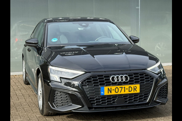 Audi A3 Limousine 35 TFSI 150PK S Line Virtual|Matrix|Sportstoel|Sfeerverlichting Audi A3 Limousine 35 TFSI 150PK S Line Virtual|Matrix|Sportstoel|Sfeerverlichting