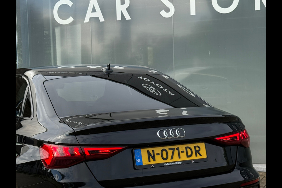 Audi A3 Limousine 35 TFSI 150PK S Line Virtual|Matrix|Sportstoel|Sfeerverlichting Audi A3 Limousine 35 TFSI 150PK S Line Virtual|Matrix|Sportstoel|Sfeerverlichting
