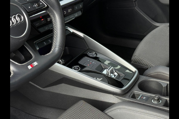 Audi A3 Limousine 35 TFSI 150PK S Line Virtual|Matrix|Sportstoel|Sfeerverlichting Audi A3 Limousine 35 TFSI 150PK S Line Virtual|Matrix|Sportstoel|Sfeerverlichting