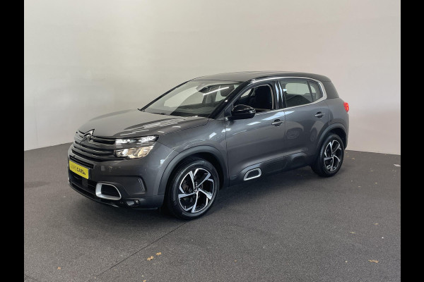 Citroën C5 Aircross 1.2 PureTech 130pk Feel Auto. Navigatie Apple Carplay/ Android Auto Parkeersensoren Cruise Control Climate Control Lichtmetalen velgen Citroën C5 Aircross 1.2 PureTech 130pk Feel Auto. Navigatie Apple Carplay/ Android Auto Parkeersensoren Cruise Control Climate Control Lichtmetalen velgen