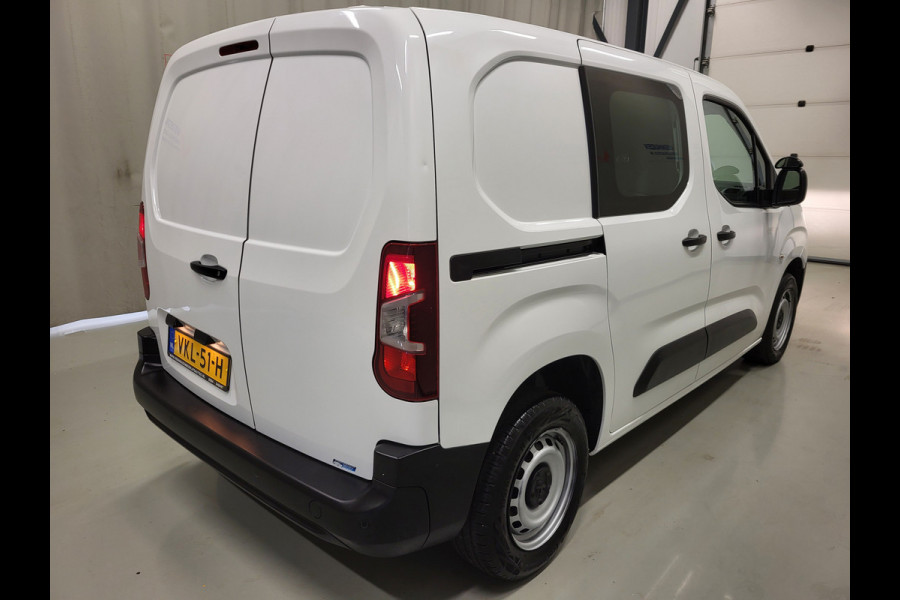 Peugeot Partner 1.2PureTech 111pk Benzine! Peugeot Partner 1.2PureTech 111pk Benzine!