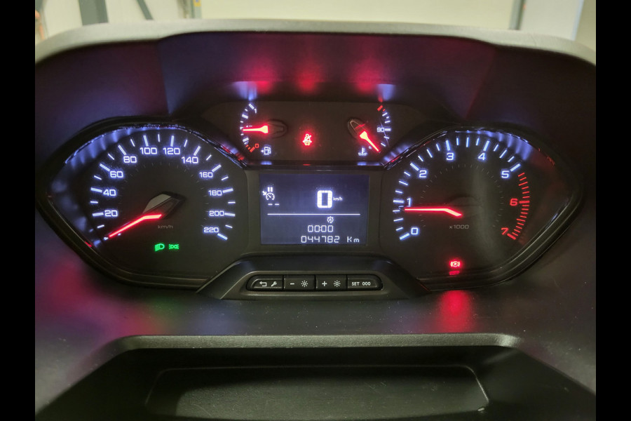 Peugeot Partner 1.2PureTech 111pk Benzine! Peugeot Partner 1.2PureTech 111pk Benzine!
