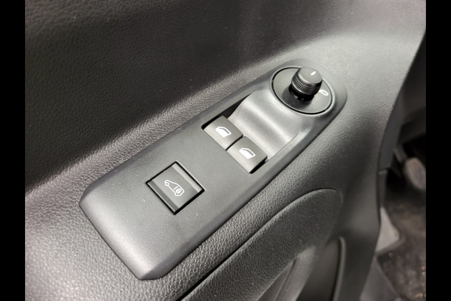 Peugeot Partner 1.2PureTech 111pk Benzine! Peugeot Partner 1.2PureTech 111pk Benzine!