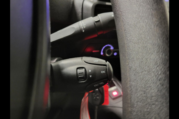 Peugeot Partner 1.2PureTech 111pk Benzine! Peugeot Partner 1.2PureTech 111pk Benzine!