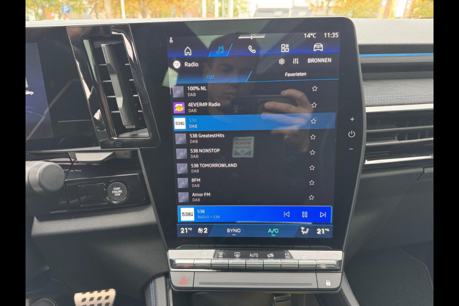 Renault Austral 1.2 E-Tech full hybrid 200 techno esprit Alpine Panoramadak / Zo goed als nieuw!