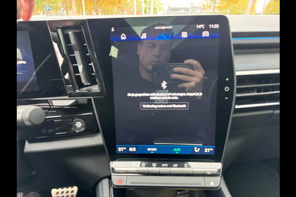 Renault Austral 1.2 E-Tech full hybrid 200 techno esprit Alpine Panoramadak / Zo goed als nieuw!