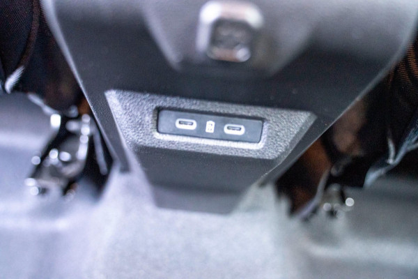 Dacia Duster 1.2 TCe 130 mild hybrid Expression | Prijs rijklaar incl. 12 mnd garantie | Navi Stoelverw Led Camera