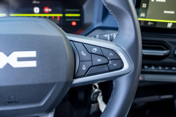 Dacia Duster 1.2 TCe 130 mild hybrid Expression | Prijs rijklaar incl. 12 mnd garantie | Navi Stoelverw Led Camera