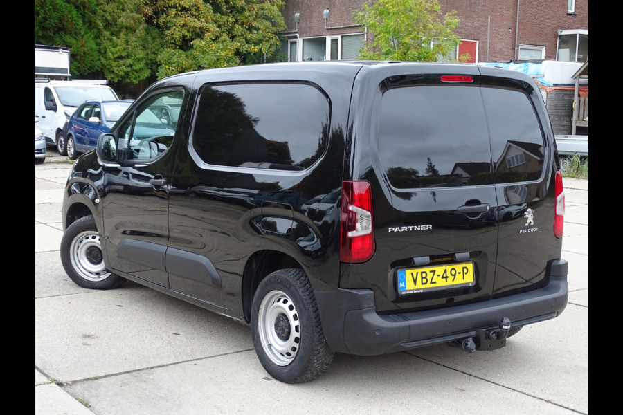 Peugeot Partner 1.5 BlueHDI Premium Euro 6 Peugeot Partner 1.5 BlueHDI Premium Euro 6