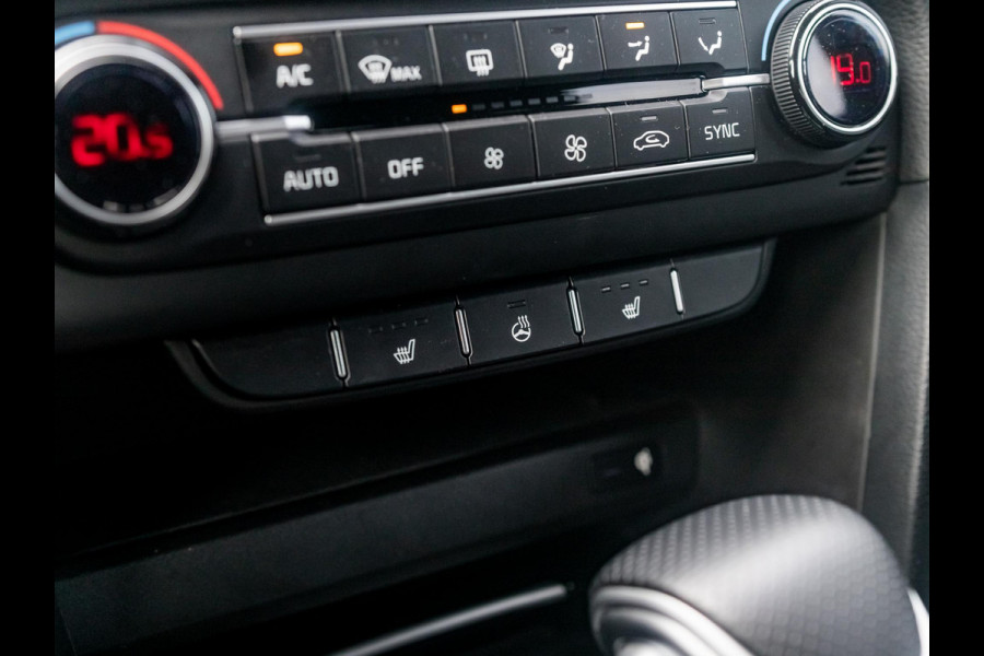 Kia Ceed Sportswagon 1.0 T-GDi MHEV Design Edition l navigatie l stoel en stuurwielverwarming l EL. kofferklep l JBL premium Sound Kia Ceed Sportswagon 1.0 T-GDi MHEV Design Edition l navigatie l stoel en stuurwielverwarming l EL. kofferklep l JBL premium Sound