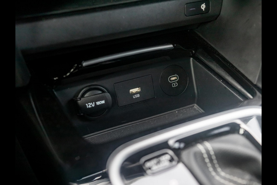 Kia Ceed Sportswagon 1.0 T-GDi MHEV Design Edition l navigatie l stoel en stuurwielverwarming l EL. kofferklep l JBL premium Sound Kia Ceed Sportswagon 1.0 T-GDi MHEV Design Edition l navigatie l stoel en stuurwielverwarming l EL. kofferklep l JBL premium Sound