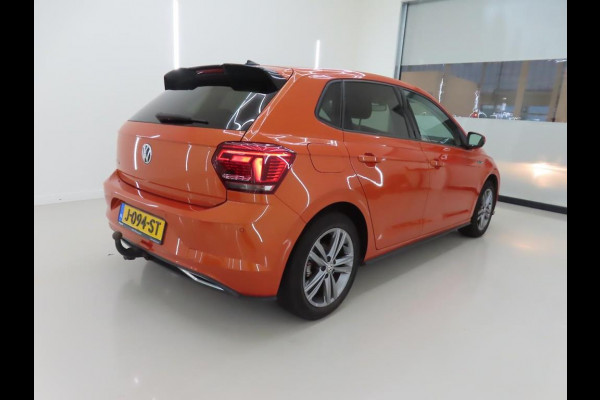Volkswagen Polo 1.5 TSI Highline Business R - Automaat - Navi - Winterpakket - Trekhaak - Org.NL