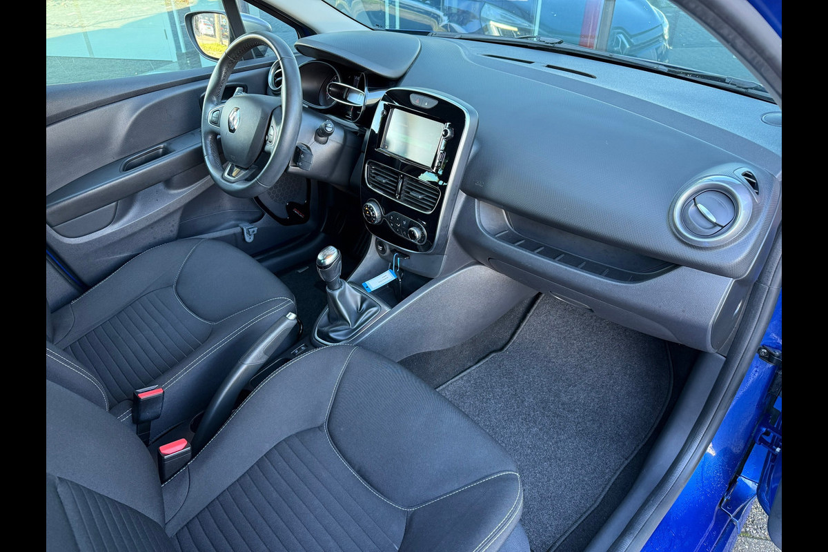Renault Clio 0.9 TCe GT Line - Navi - Climate - Parkeerhulp - Cruise Renault Clio 0.9 TCe GT Line - Navi - Climate - Parkeerhulp - Cruise