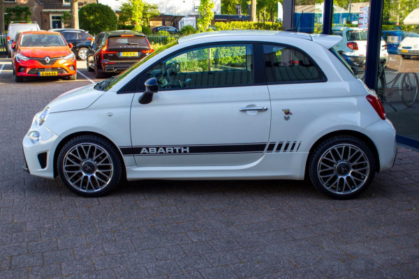 Fiat 500 1.4 T-Jet Abarth 595 70th Anniversary | Prijs rijklaar incl. 12 mnd garantie |17"Lmv Navi Carplay Bluetooth DAB