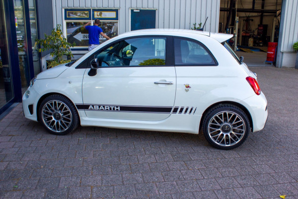 Fiat 500 1.4 T-Jet Abarth 595 70th Anniversary | Prijs rijklaar incl. 12 mnd garantie |17"Lmv Navi Carplay Bluetooth DAB