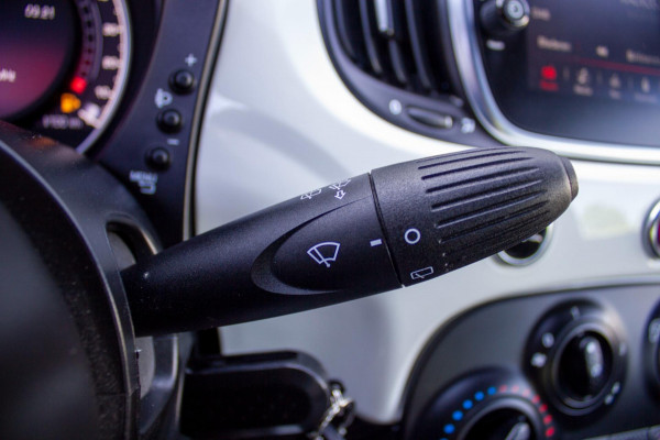 Fiat 500 1.4 T-Jet Abarth 595 70th Anniversary | Prijs rijklaar incl. 12 mnd garantie |17"Lmv Navi Carplay Bluetooth DAB