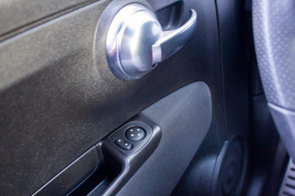 Fiat 500 1.4 T-Jet Abarth 595 70th Anniversary | Prijs rijklaar incl. 12 mnd garantie |17"Lmv Navi Carplay Bluetooth DAB