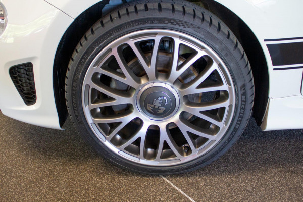 Fiat 500 1.4 T-Jet Abarth 595 70th Anniversary | Prijs rijklaar incl. 12 mnd garantie |17"Lmv Navi Carplay Bluetooth DAB